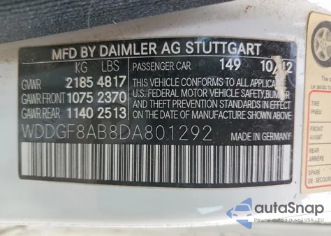 2013 Mercedes-Benz C 300 4Matic z USA, uszkodzony, nr VIN WDDGF8AB8DA801292